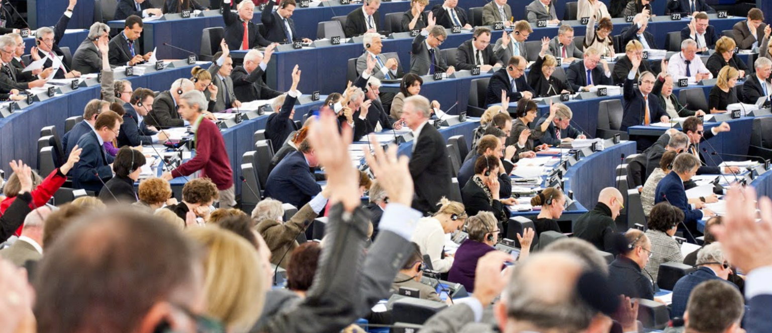 Az EU kötelezi a kripto tőzsdéket ügyfeleik azonosítására