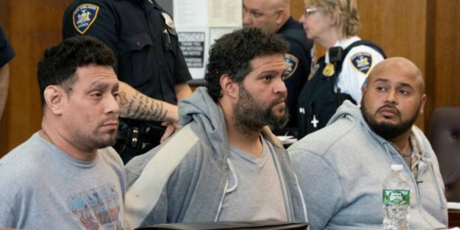 Fegyverrel kényszerítették áldozatukat 1.8 millió dollárnyi kriptopénz átadására, 25 évet kaphatnak érte