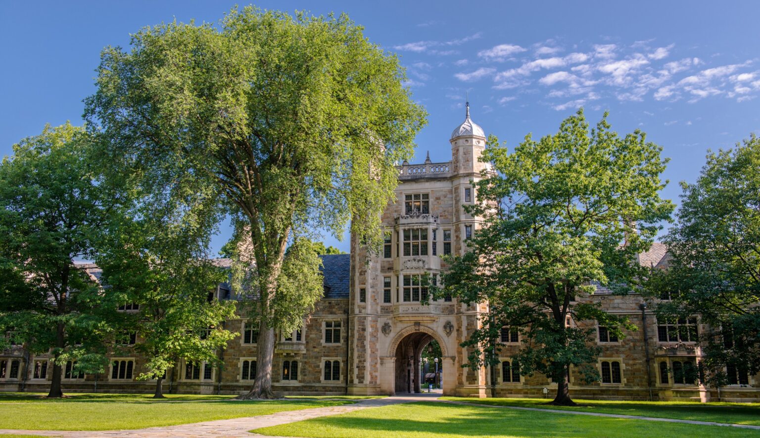 A University of Michigan további befektetést tervez