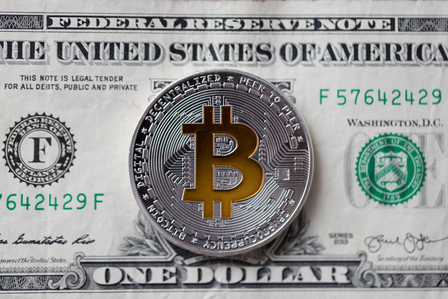 DXY: a bitcoin váratlan bezuhanása egybeesett a dollár erősödésével