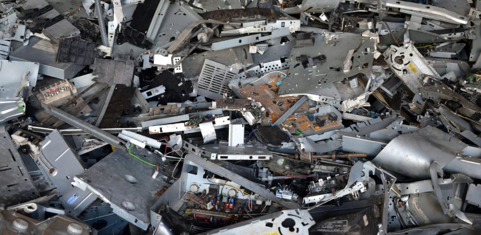 A bitcoin bányászat toxikus hulladék problémája