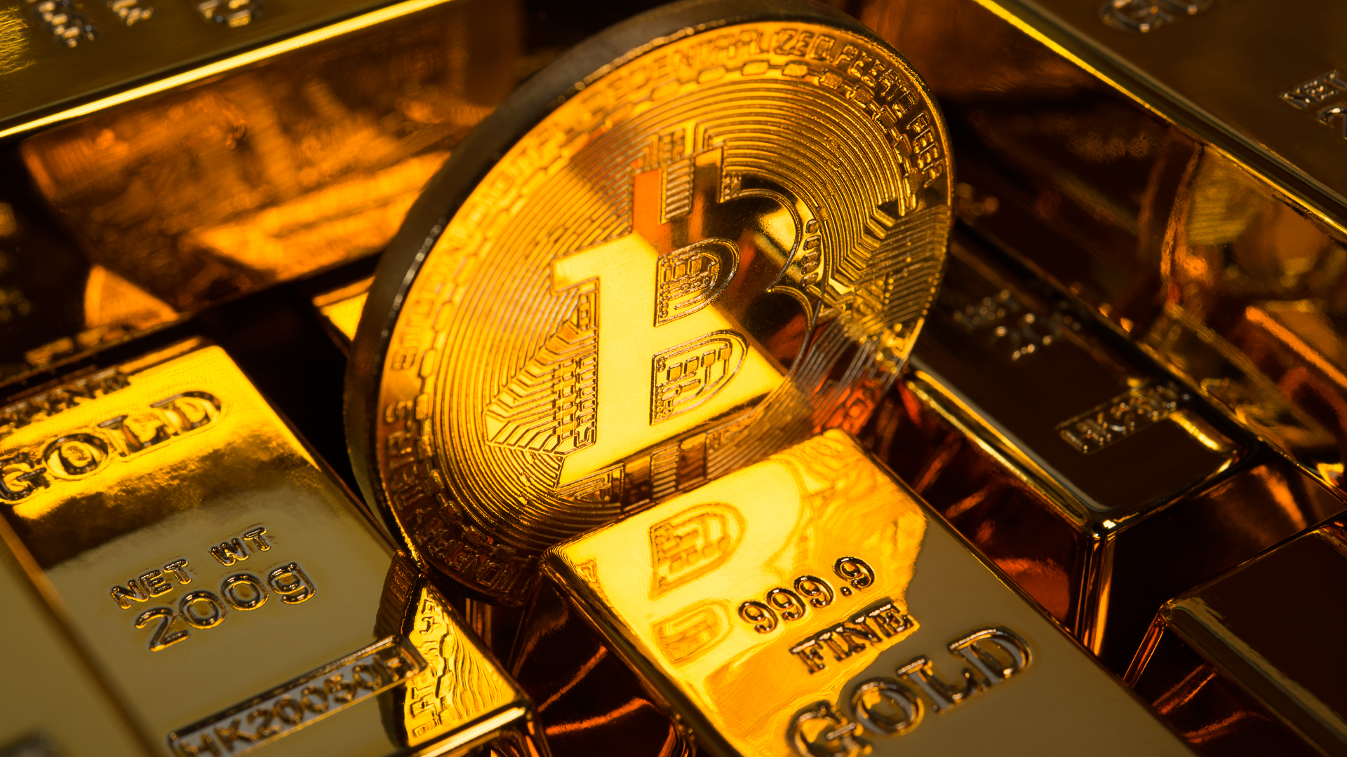 aranyba és bitcoinba fektetni?
