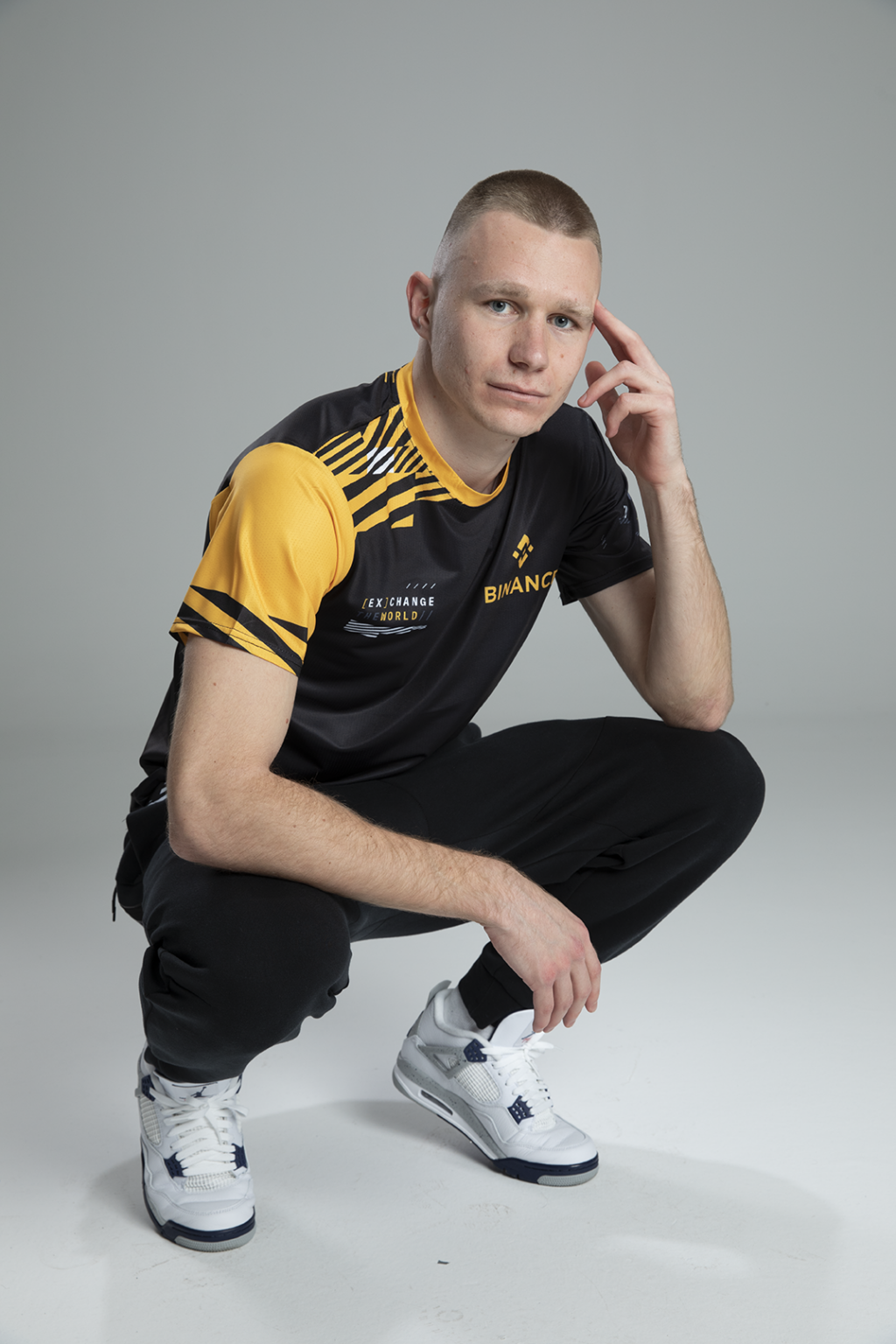 Magyar válogatott focista lett a legnagyobb kripto tőzsde nagykövete