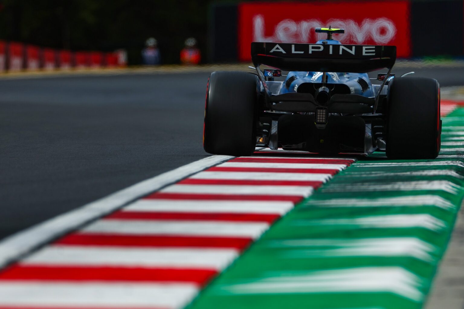 Forma-1: légy 3 napra a legnagyobb kripto tőzsde vendége és nézd a versenyt élőben a Hungaroringen