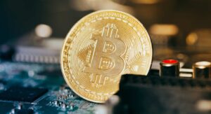 58 milliárd dolláros kapitalizációval rekordot döntöttek a bitcoinbányászrészvények