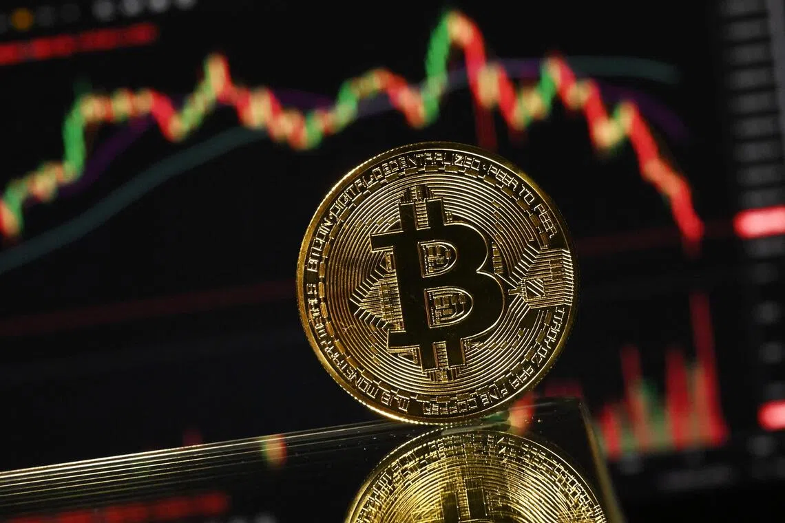 Új csúcson az amerikai tőzsde, de a bitcoin ebből most kimaradt Új csúcson az amerikai tőzsde, de a bitcoin ebből most kimaradt