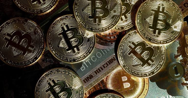 Bitcoin-őrület: elképesztő összeget költöttek Bitcoin-őrület