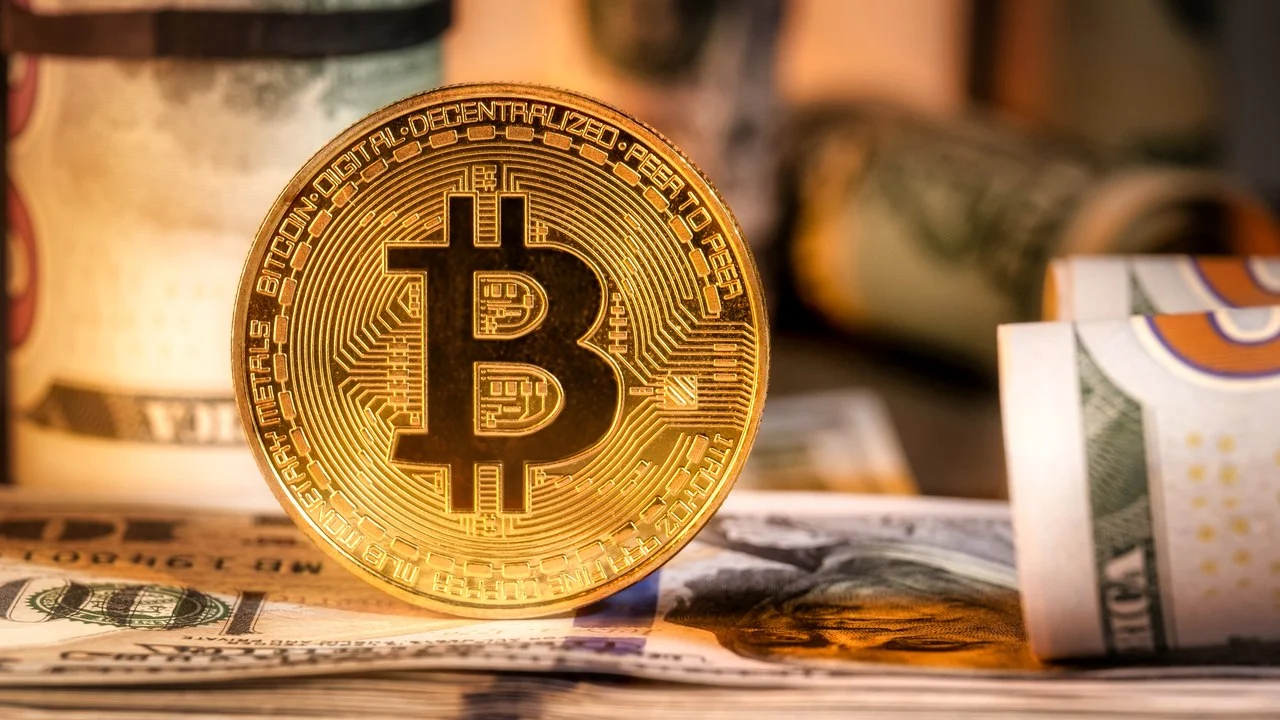 Bitcoin kapituláció: közeledik a végső mélypont? Bitcoin kapituláció: közeledik a végső mélypont?